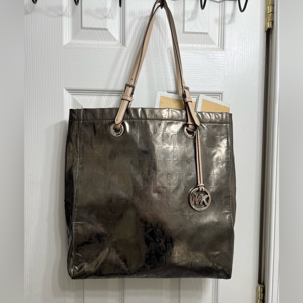 MICHAEL KORS MIRROR JET SET BAG
